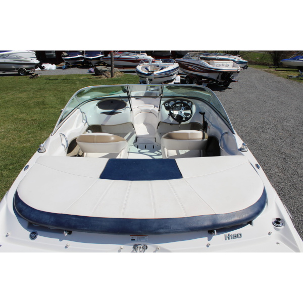 23-42B 2009 Four Winns Bowrider Wake Edition H180